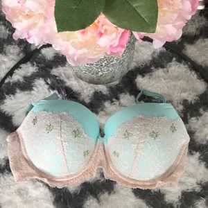 Victoria Secret Bra